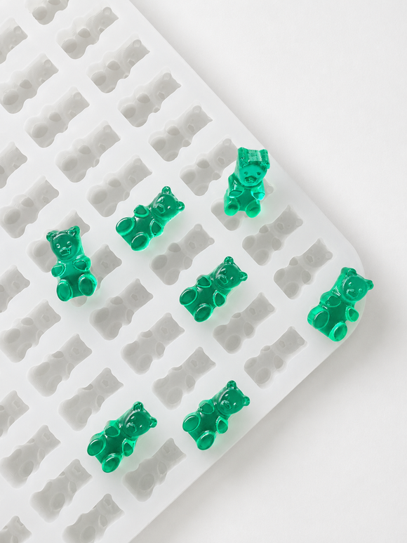 1.5mL gummy bear mold with 296 cavities and emerald green gummy samples