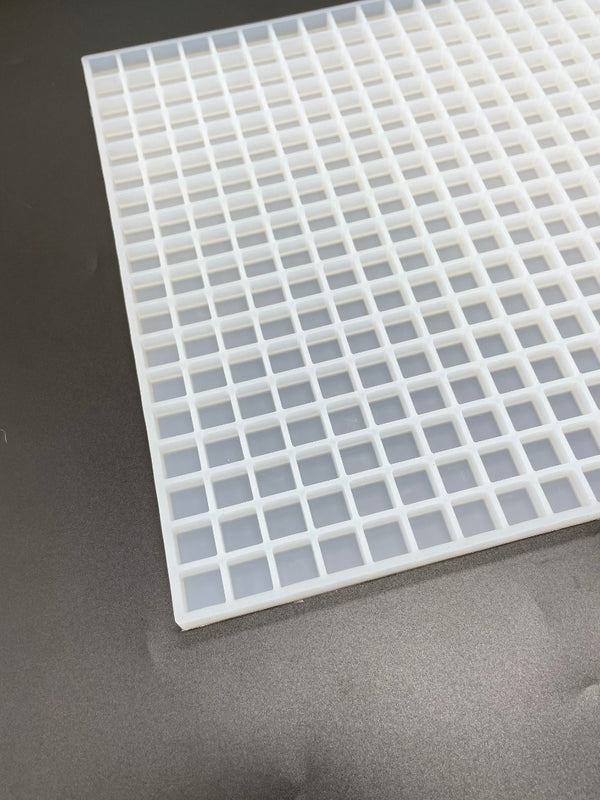 1,5 ml štvorcová silikónová gumová forma - 432 dutín
